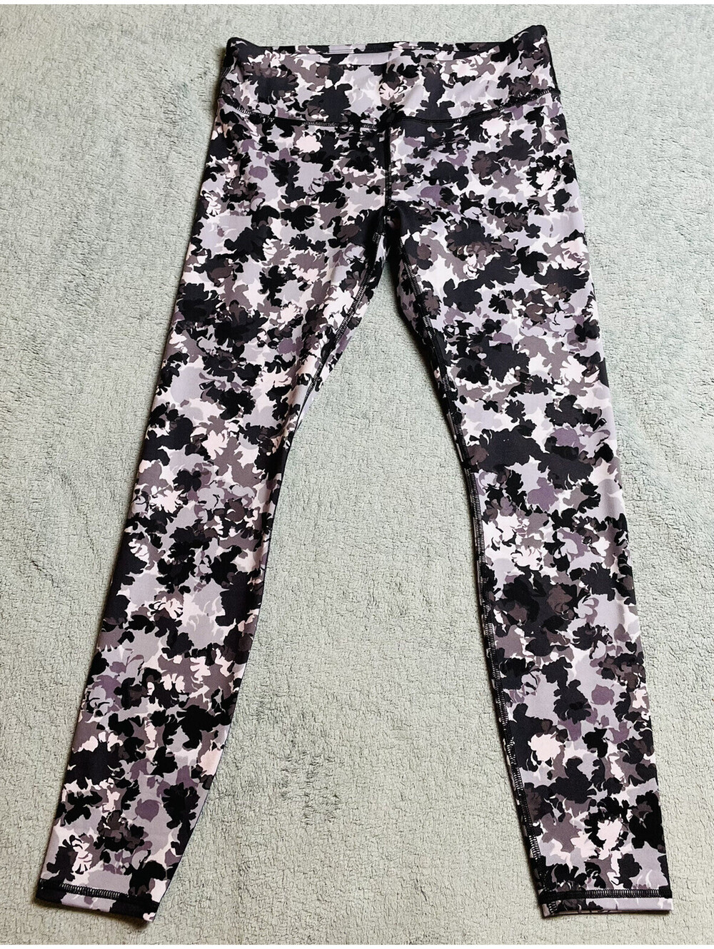 Fabletics Black/Gray Floral Leggings, Medium, M
